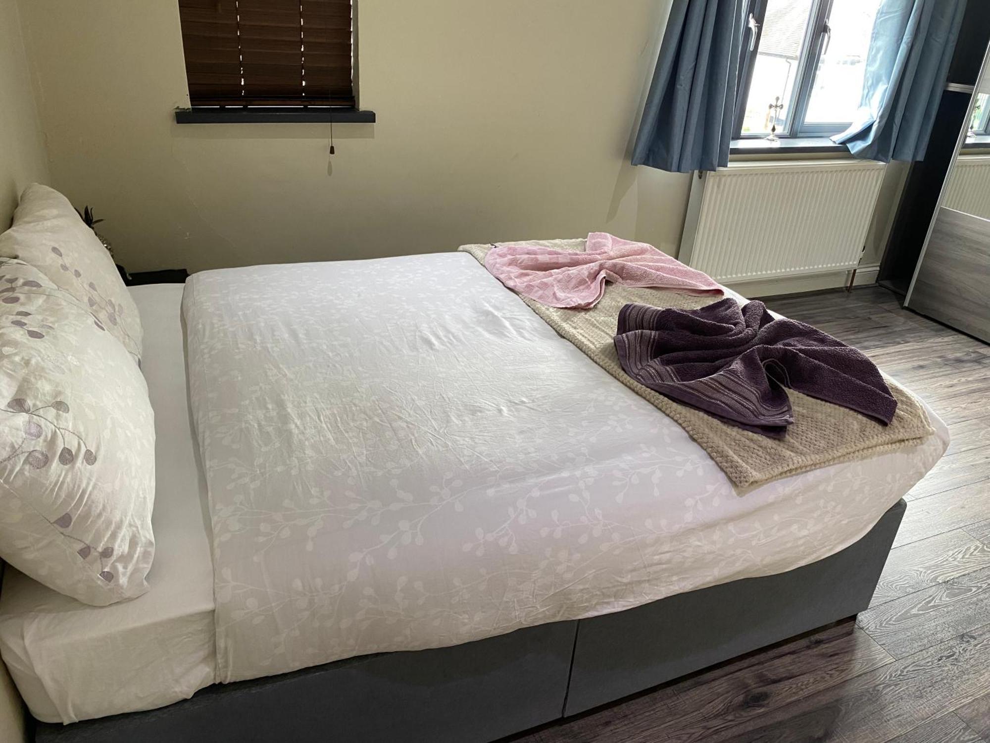Ruislip Guest House エクステリア 写真